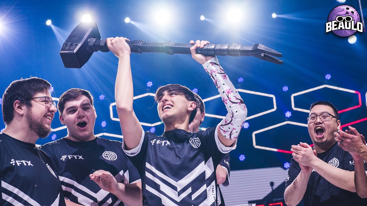 Why Pro Gamers Wear Arm Sleeves: Performance Benefits Explained