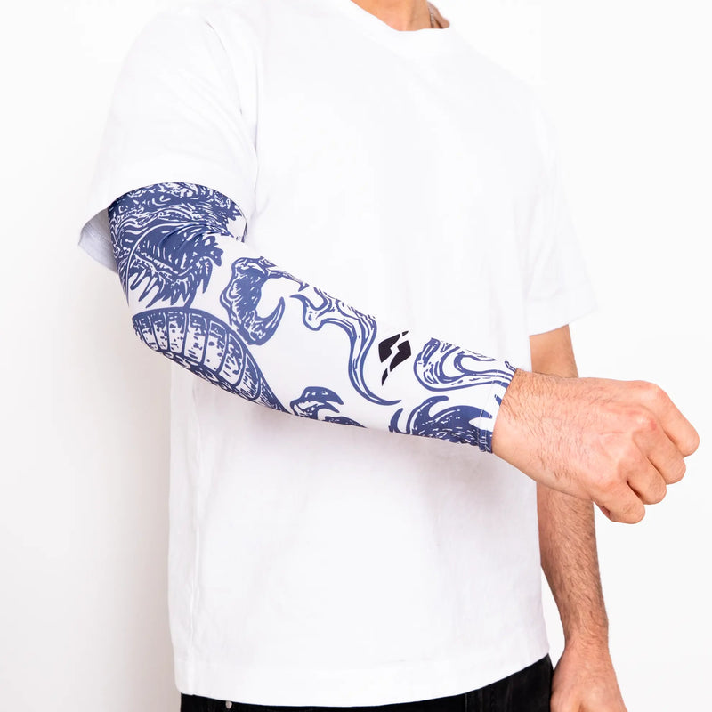 <strong>BLUE DRAGON</strong>